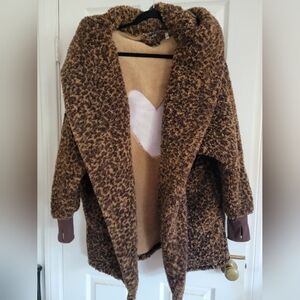 Jill Martin Regular Sherpa Leopard Embroidered HEART Hooded Jacket